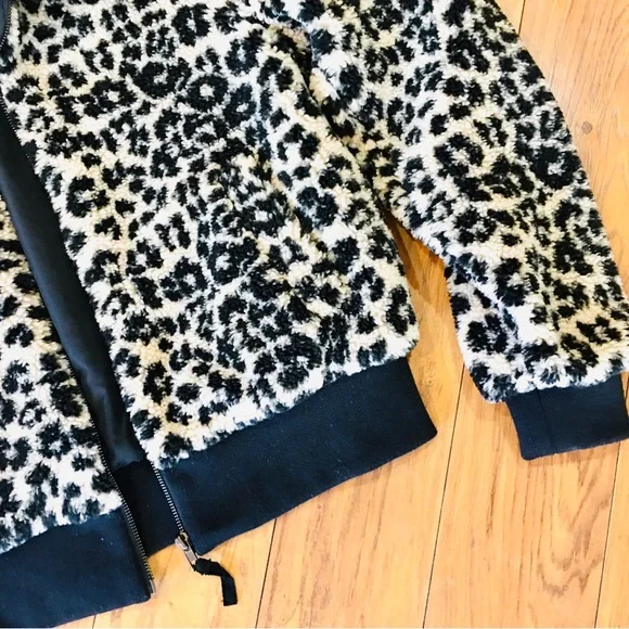 New York Company Fleece Sherpa cheetah animal print jacket coat winter m…